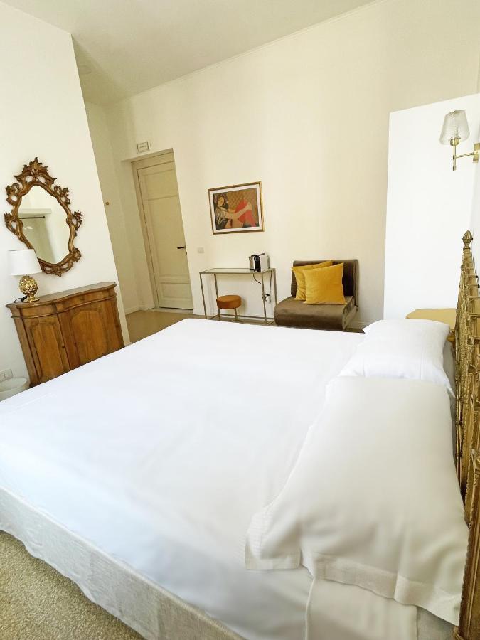 Isola - Smart Aparthotel Messine Extérieur photo