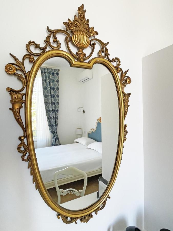 Isola - Smart Aparthotel Messine Extérieur photo