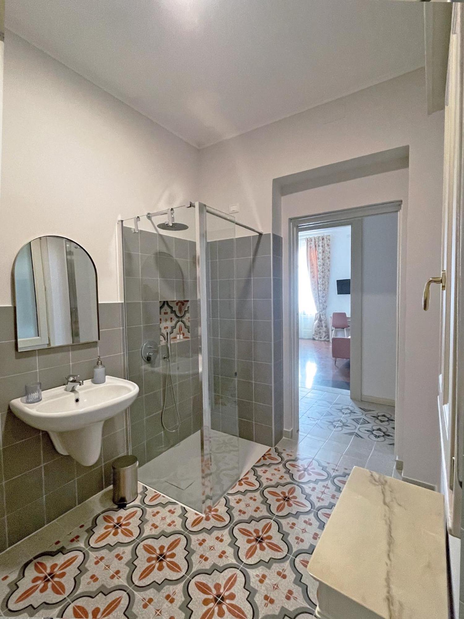 Isola - Smart Aparthotel Messine Extérieur photo